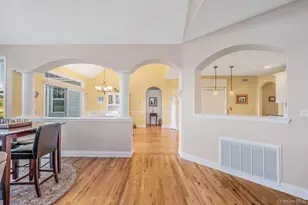 38 Tyler Dr, Riverhead, NY 11901 - Photo 18