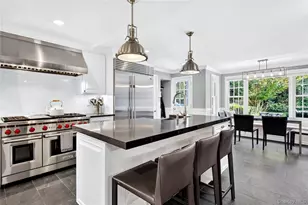 602 Park Ave, Manhasset, NY 11030 - Photo 8