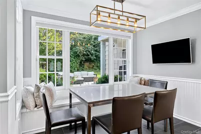 602 Park Avenue, Manhasset, NY 11030 - Photo 10