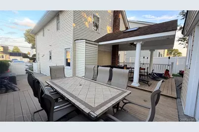 94 Lucille Avenue, Elmont, NY 11003 - Photo 8