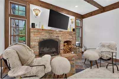4 Salt Hay Way, Smithtown, NY 11787 - Photo 8