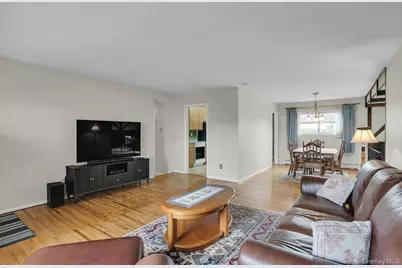 206 Alkier Street, Brentwood, NY 11717 - Photo 12
