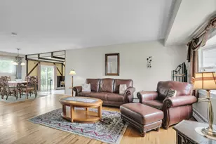 206 Alkier St, Brentwood, NY 11717 - Photo 8
