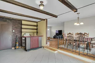 206 Alkier St, Brentwood, NY 11717 - Photo 20
