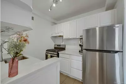 2400 Johnson Avenue #4G, Bronx, NY 10463 - Photo 6