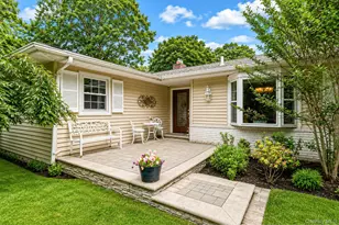 15 Cliff Rd, Port Jefferson, NY 11777 - Photo 2