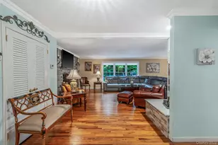 15 Cliff Rd, Port Jefferson, NY 11777 - Photo 4