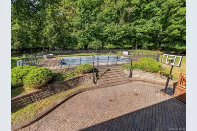 58 Regina Road, Monsey, NY 10952 - Photo 30