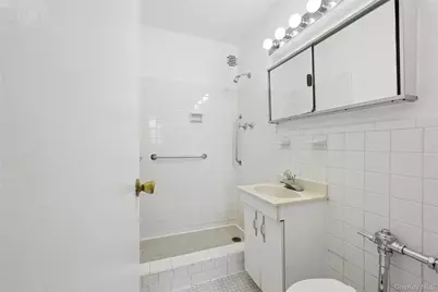 23-35 Bell Blvd. #4H, Bayside, NY 11360 - Photo 18