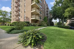 23-35 Bell Blvd, Bayside, NY 11360 - Photo 24