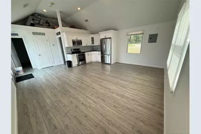 169 E Shore Road, Huntington, NY 11743 - Photo 6