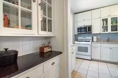 1 Park Lane #3A, Mount Vernon, NY 10552 - Photo 10