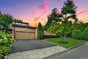19 Woodcrest Dr, Roslyn, NY 11576 - Photo 4