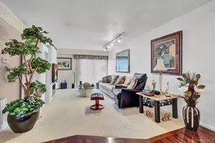 309 Mariners Way, Copiague, NY 11726 - Photo 8