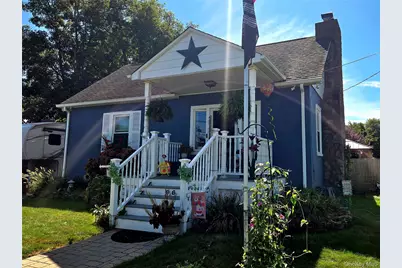 96 Trafalgar Drive, Shirley, NY 11967 - Photo 4