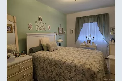 730 Lincoln Avenue, Brooklyn, NY 11208 - Photo 6