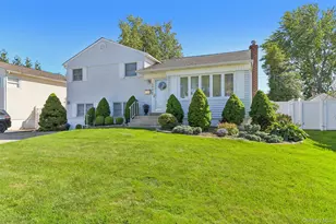 3994 Daleview Ave, Seaford, NY 11783 - Photo 2