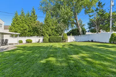 3994 Daleview Avenue, Seaford, NY 11783 - Photo 40