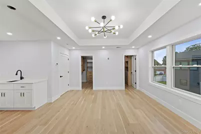 712 Bach Court, Westbury, NY 11590 - Photo 28