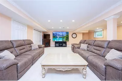 78 Eleanor Street, New York, NY 10306 - Photo 16