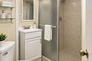 732 E 223rd St, Bronx, NY 10466 - Photo 16