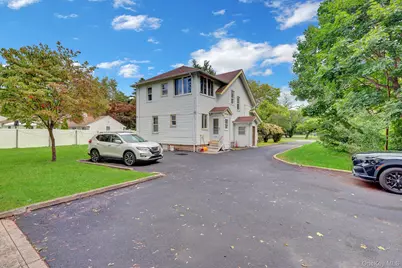 30 Brentwood Parkway, Brentwood, NY 11717 - Photo 24