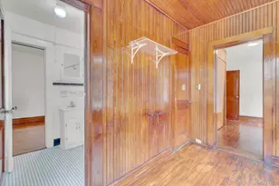 30 Brentwood Pkwy, Brentwood, NY 11717 - Photo 22