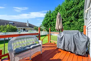 1477 6th St, West Babylon, NY 11704 - Photo 16