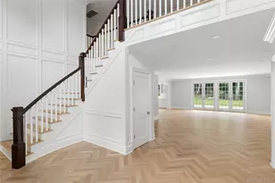 541 Split Rock Rd, Syosset, NY 11791 - Photo 4