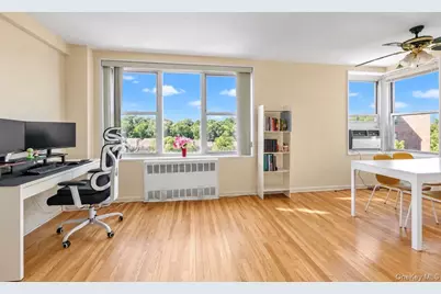 18-50 211th Street #6B, Bayside, NY 11360 - Photo 2