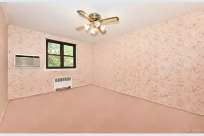 56-15 244 Street #Upper, Douglaston, NY 11362 - Photo 12