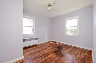1258 Waverly St, Hewlett, NY 11557 - Photo 14