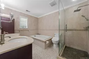 24002 Oak Park Dr, Douglaston, NY 11362 - Photo 18
