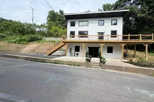 33 Valley St, Saugerties, NY 12477 - Photo 2