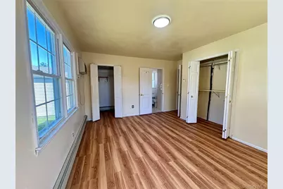 [Address not provided], Lynbrook, NY 11563 - Photo 10