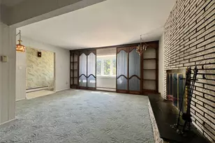 [Address not provided], Lynbrook, NY 11563 - Photo 4