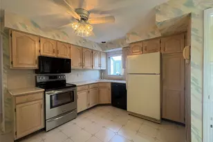 [Address not provided], Lynbrook, NY 11563 - Photo 6
