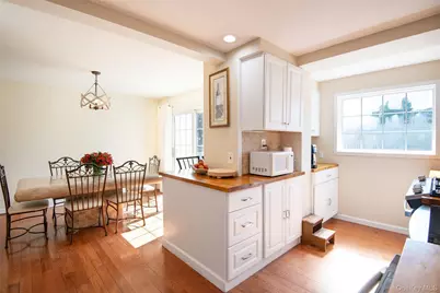 38 Emmett Terrace, New Rochelle, NY 10805 - Photo 12