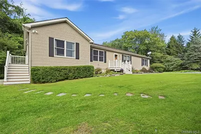 61341 Route 25, Southold, NY 11971 - Photo 2