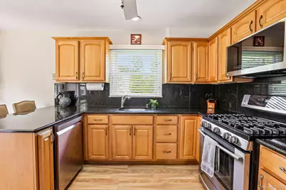 34 Glenside Drive, New City, NY 10956 - Photo 6
