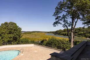 11 Arbutus Ln, Stony Brook, NY 11790 - Photo 32