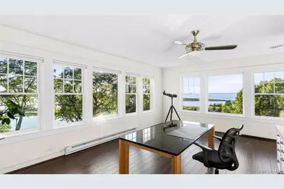 11 Arbutus Lane, Stony Brook, NY 11790 - Photo 28