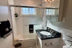 11 S Saxon Ave, Bay Shore, NY 11706 - Photo 10