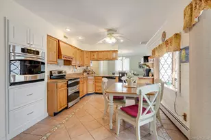 963 Sycamore Ave, Bohemia, NY 11716 - Photo 8