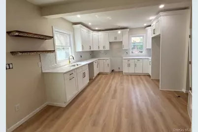 750 Wesley Street, Baldwin, NY 11510 - Photo 6