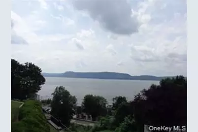 11 Hudson Pt Lane, Ossining, NY 10562 - Photo 2