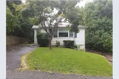 62 Satinwood Road, Rocky Point, NY 11778 - Photo 2