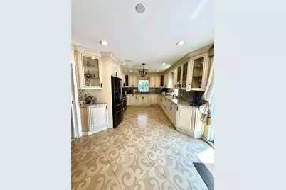 139-04 Coolidge Avenue, Briarwood, NY 11435 - Photo 4