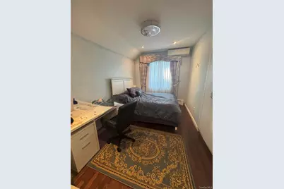 139-04 Coolidge Avenue, Briarwood, NY 11435 - Photo 10