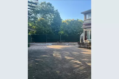 139-04 Coolidge Avenue, Briarwood, NY 11435 - Photo 14